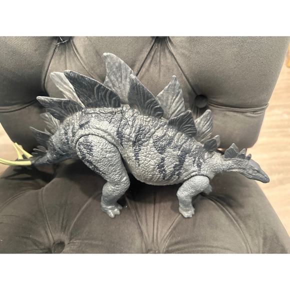 Other - Jurassic World 2017 Stegosaurus Dinosaur Action attack Figure Toy movable joints